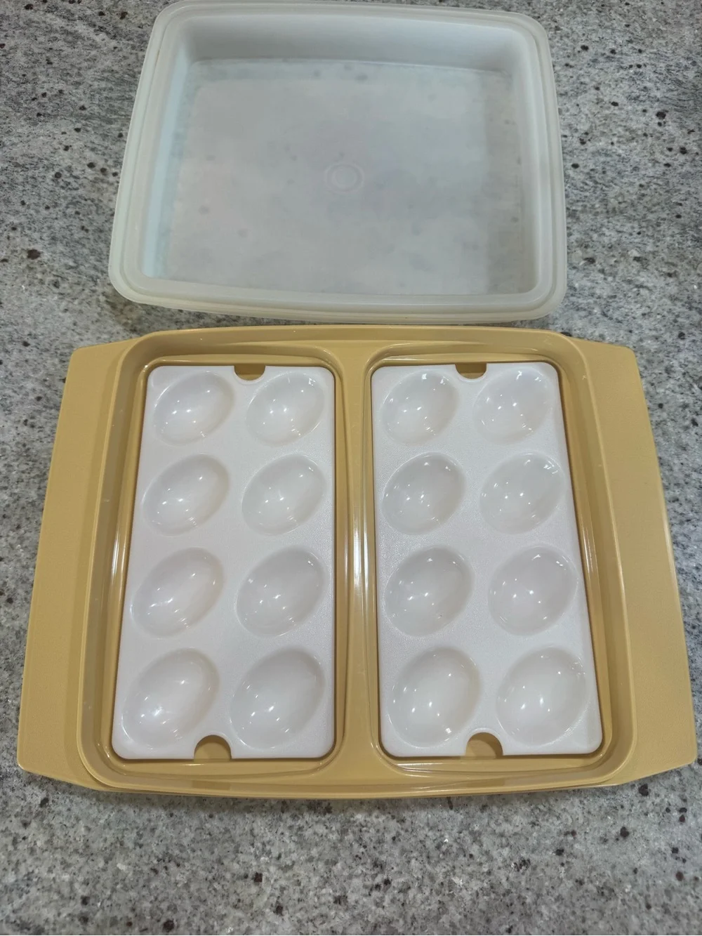 Vintage Square Covered Serving Dish in Yellow and Cream